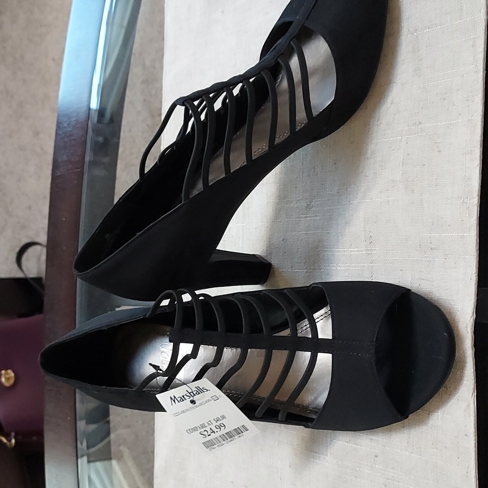 Open toed dress shoes